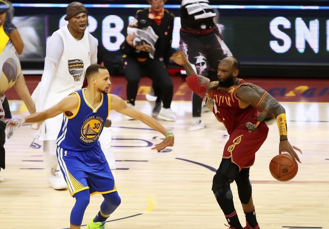 2016NBA总决赛：骑士逆转勇士夺冠全纪录(图2)